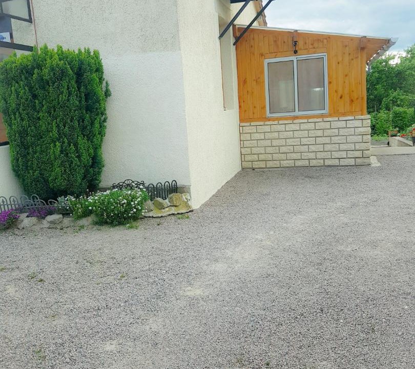 Photo of Others in Autun