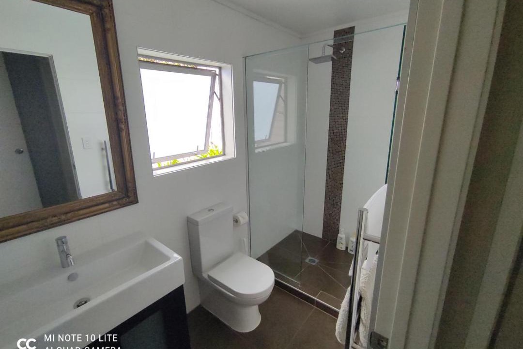 Photo of Others in Castor Bay