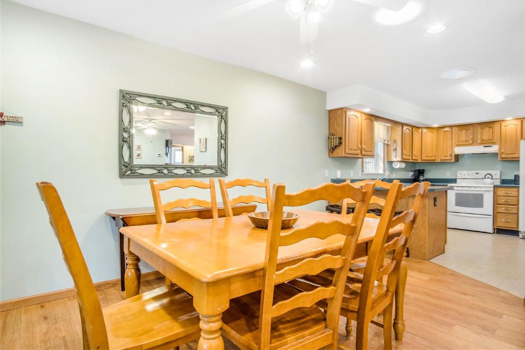 Photo of Livingroom in Lakeside