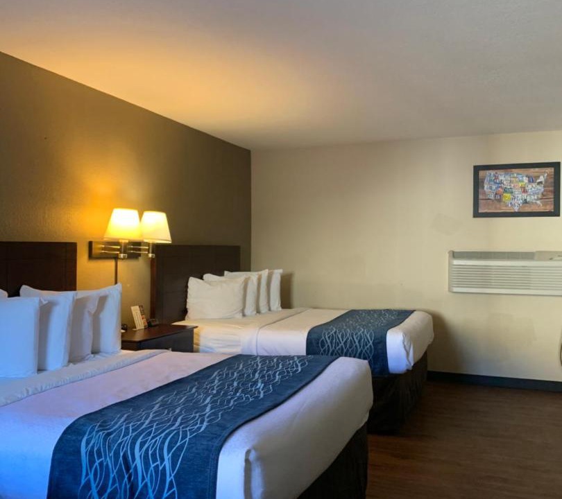 Photo of Bedroom in Hannibal