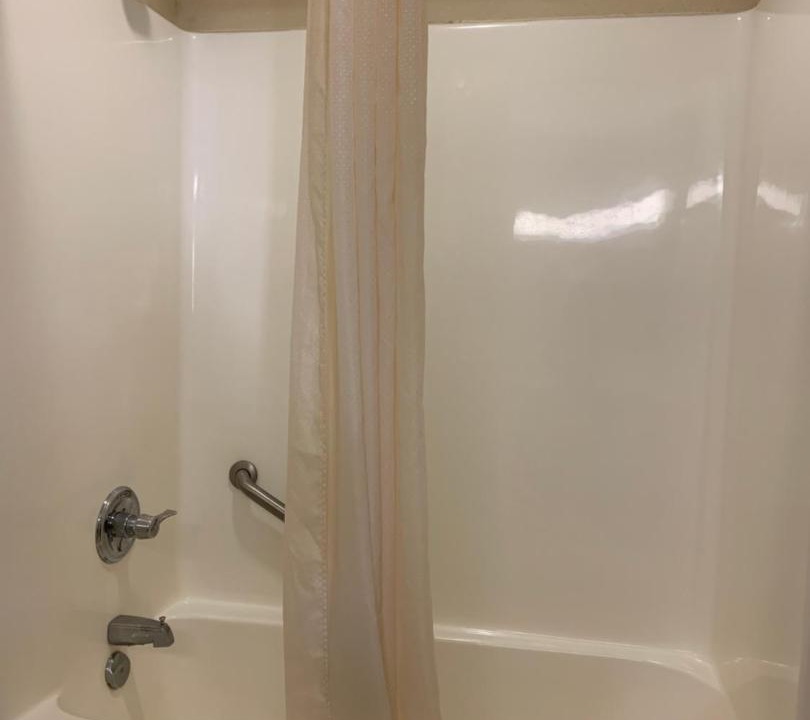 Photo of Bathroom in Hannibal