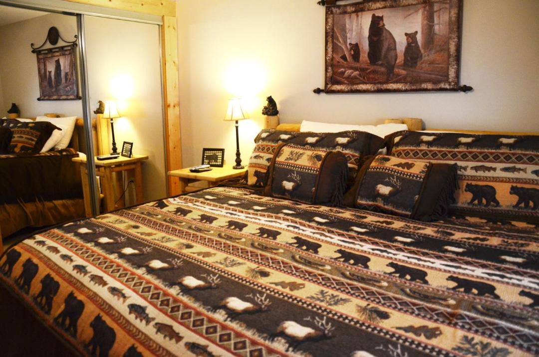 Photo of Others in Gatlinburg