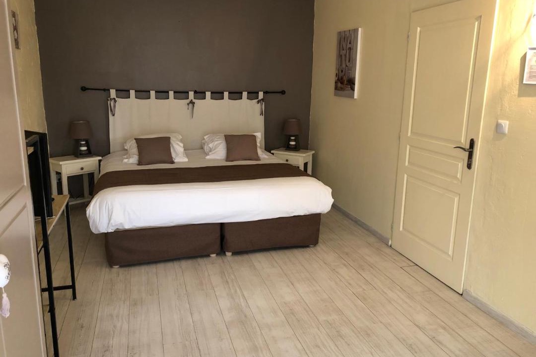 Photo of Others in Crestet