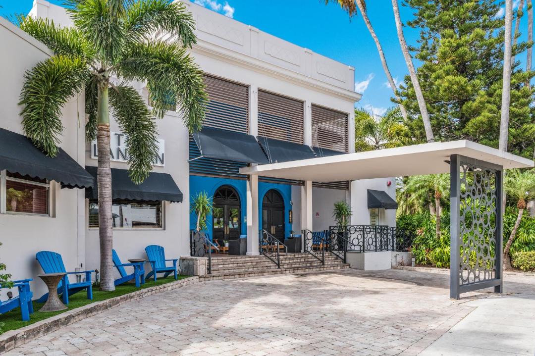 Photo of Others in Bay Harbor Islands