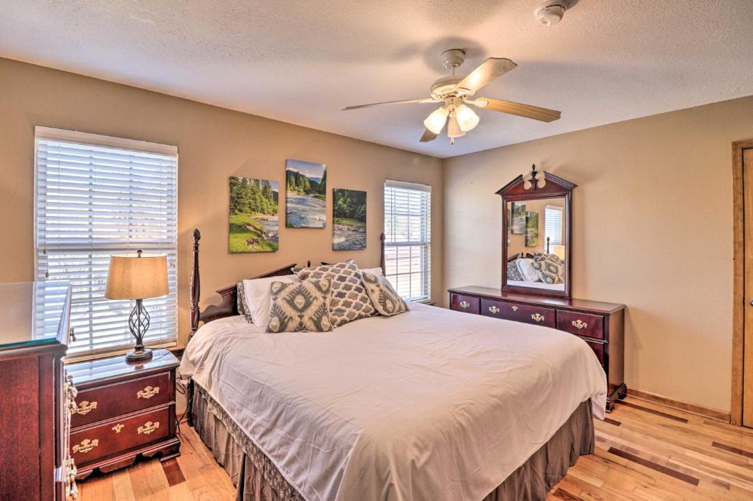 Photo of Bedroom in Heber Springs