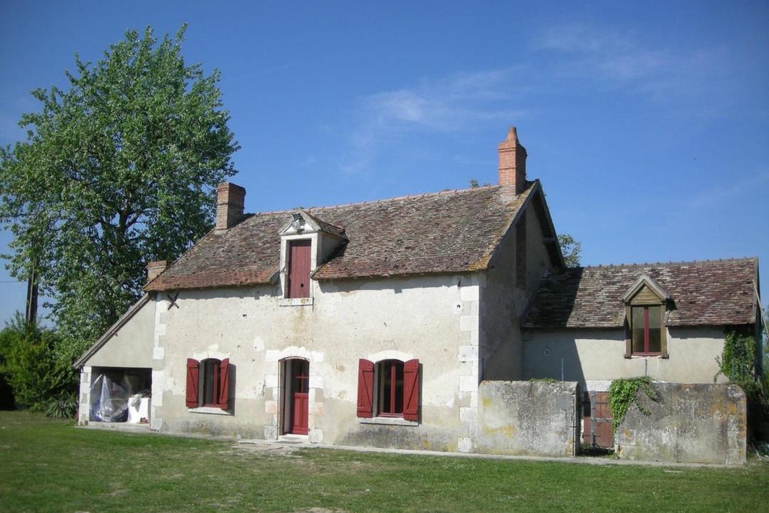 Photo of Buildings in Douadic