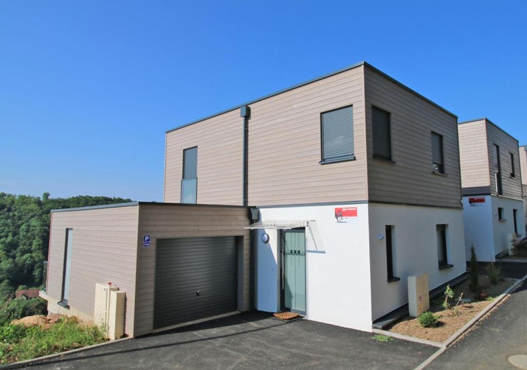 Photo of Others in Barr