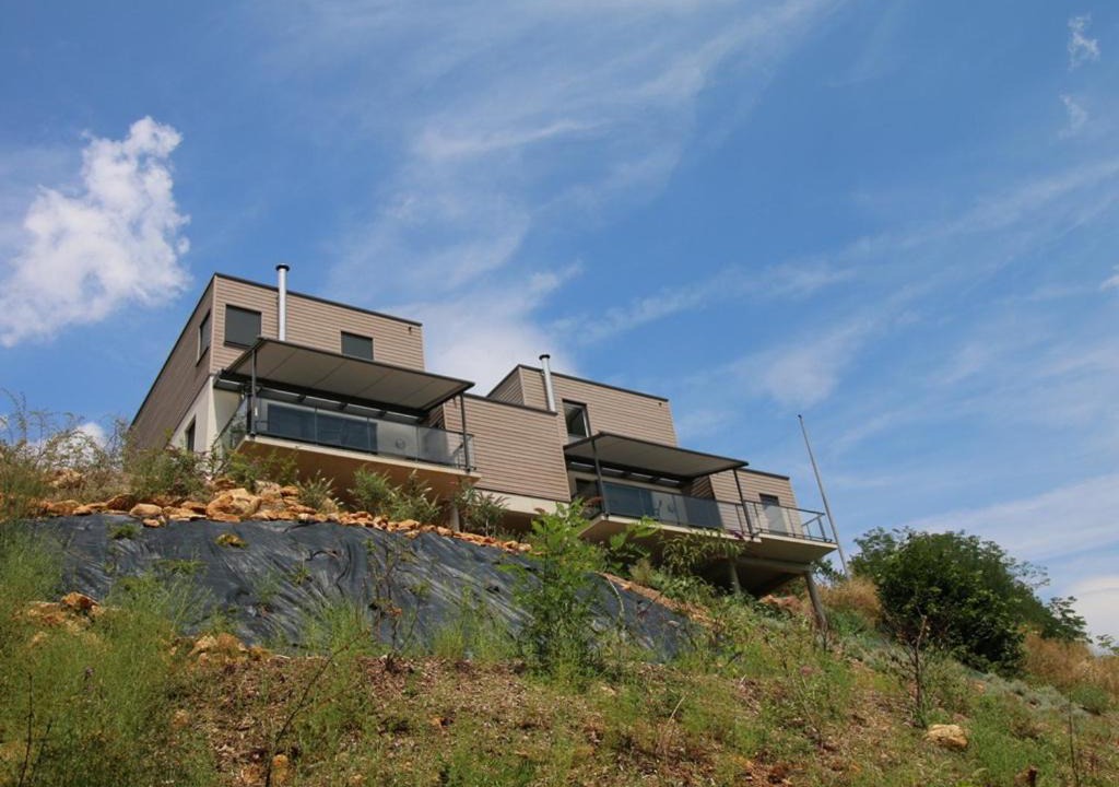 Photo of Others in Barr