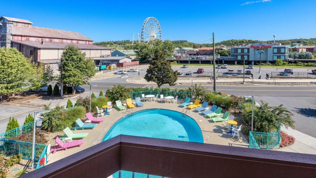 Photo of Others in Pigeon Forge