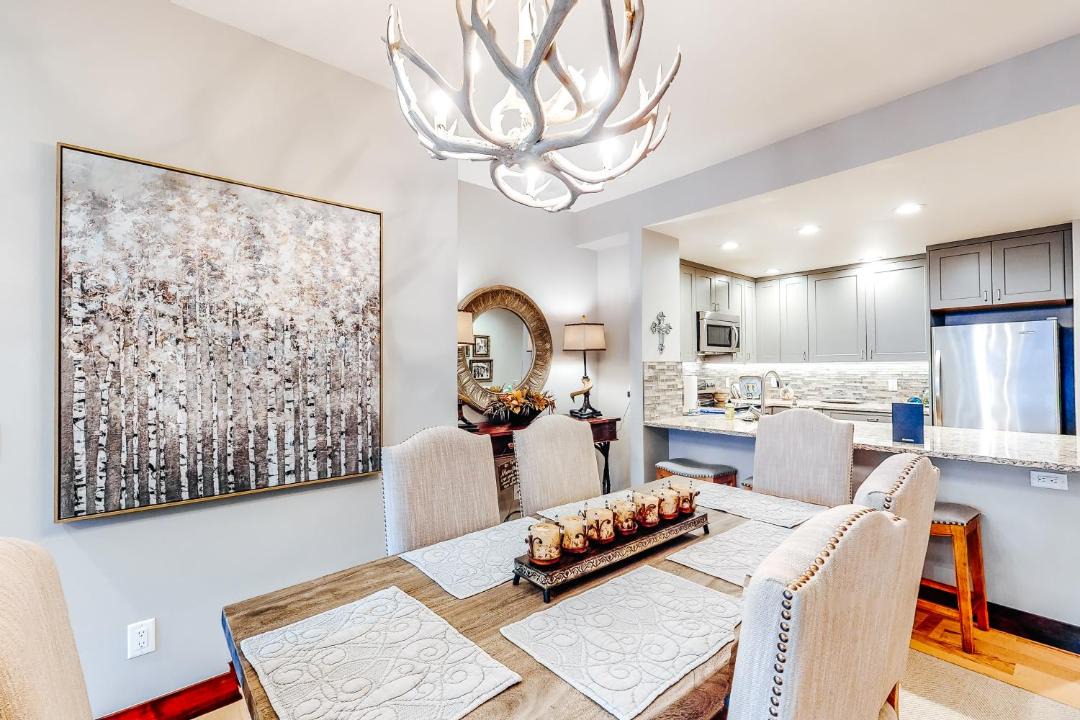 Photo of Livingroom in Eagle-Vail