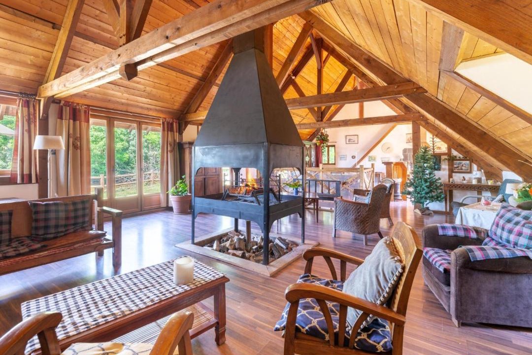 Photo of Others in Ferce