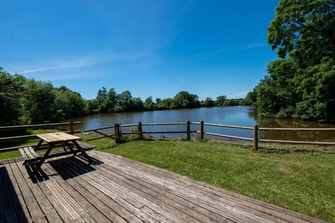 Photo of Others in Ferce