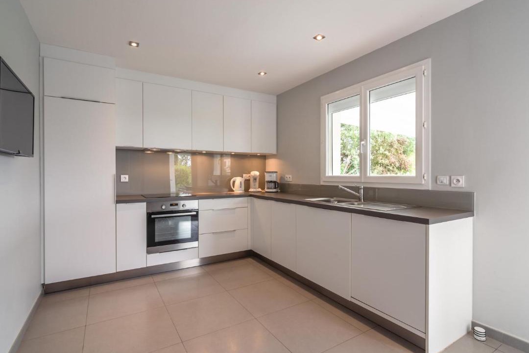 Photo of Kitchen in Saint-Genies-de-Fontedit