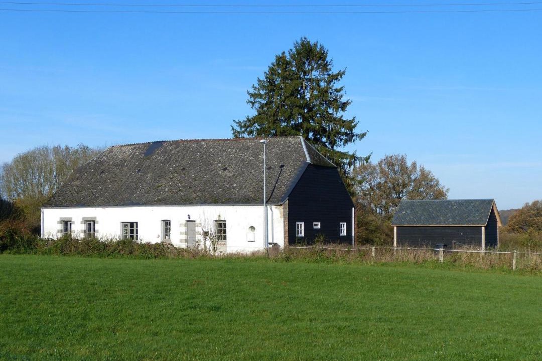 Photo of Buildings in La Neuville-aux-Joutes
