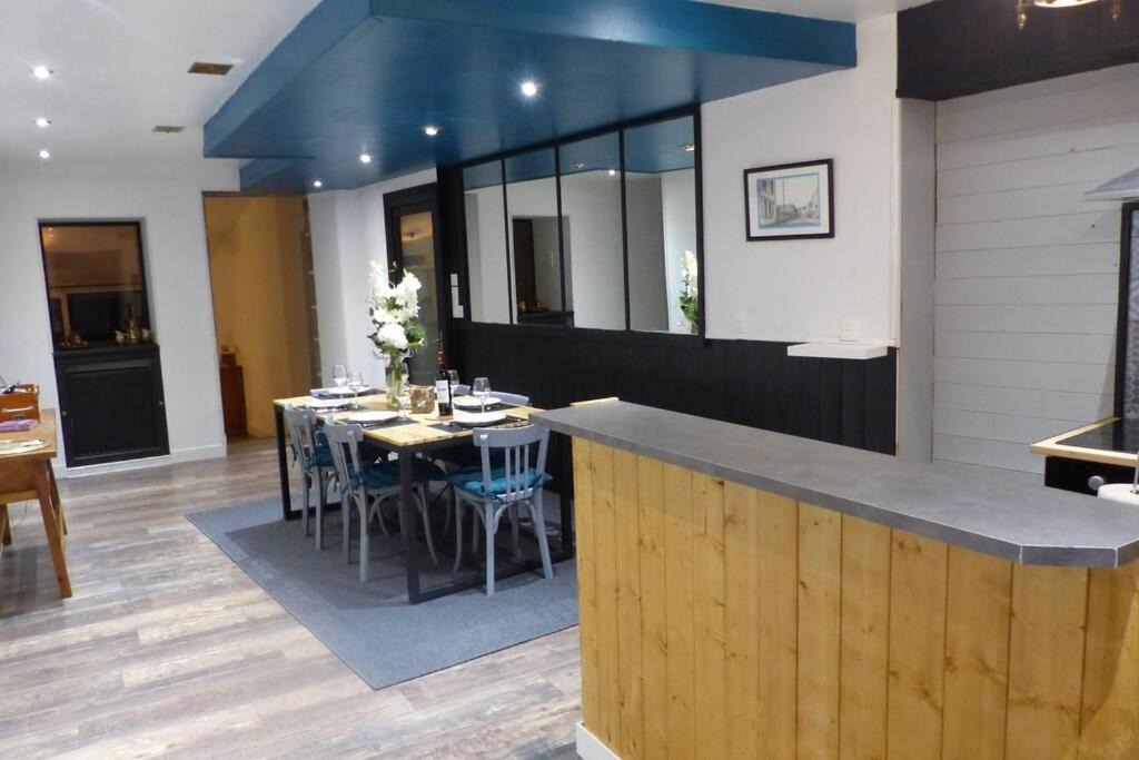 Photo of Kitchen in Saint-Pierre-des-Echaubrognes