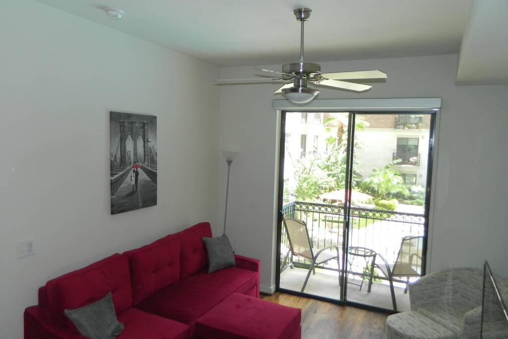 Photo of Livingroom in Downtown Houston