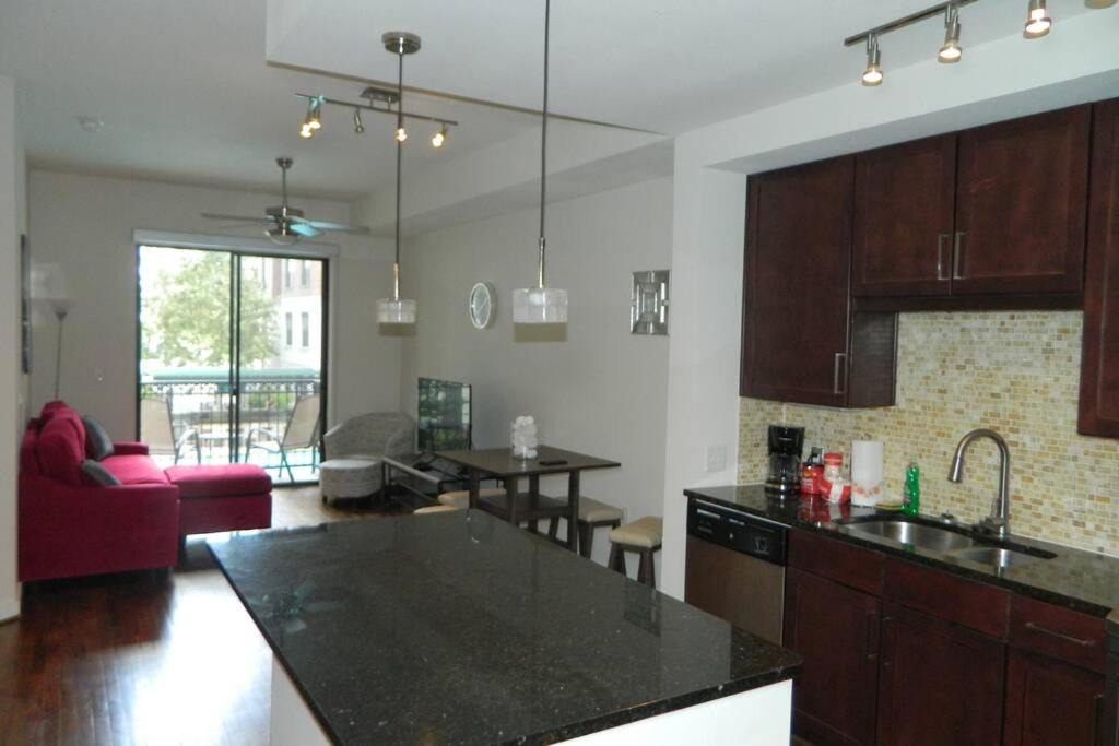 Photo of Livingroom in Downtown Houston