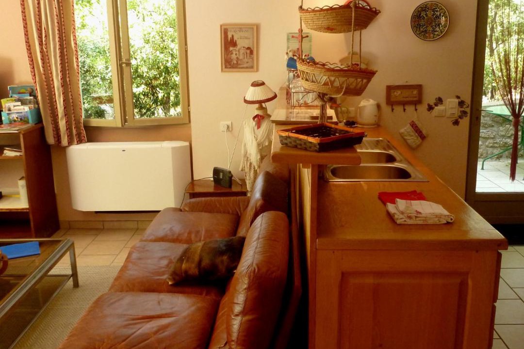 Photo of Livingroom in Ailhon