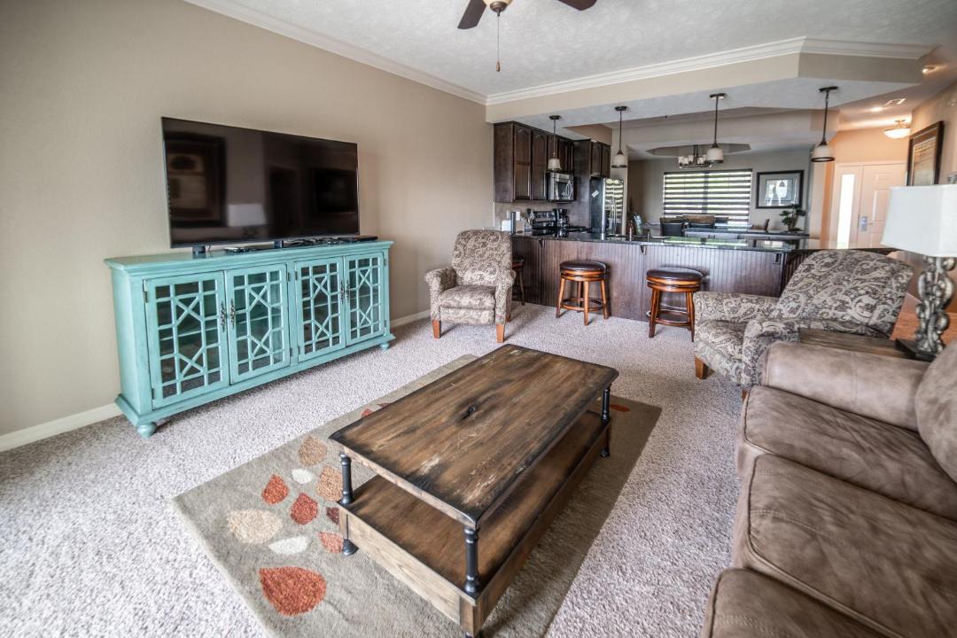 Photo of Livingroom in Table Rock