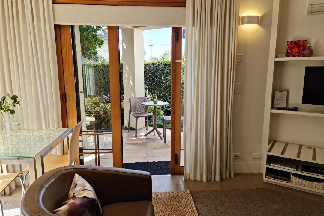 Photo of Others in Parnell