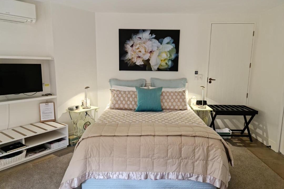 Photo of Others in Parnell