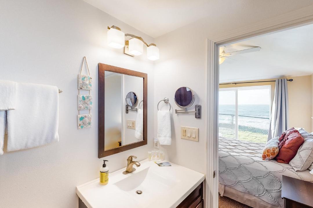 Photo of Others in Gleneden Beach