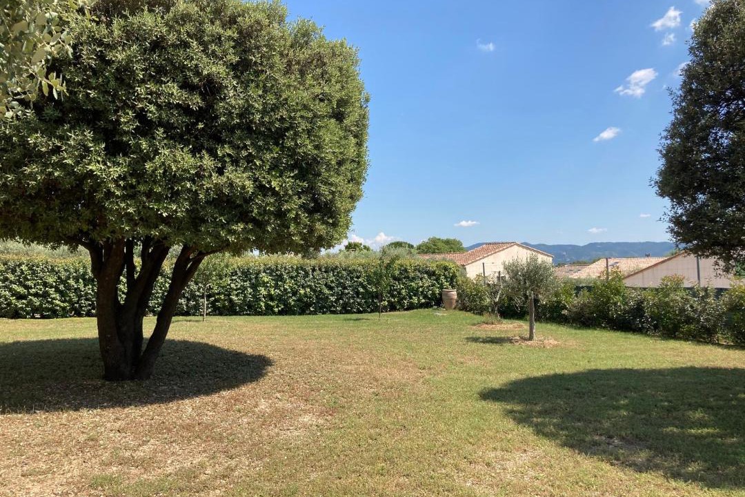 Photo of Outdoor in Merindol