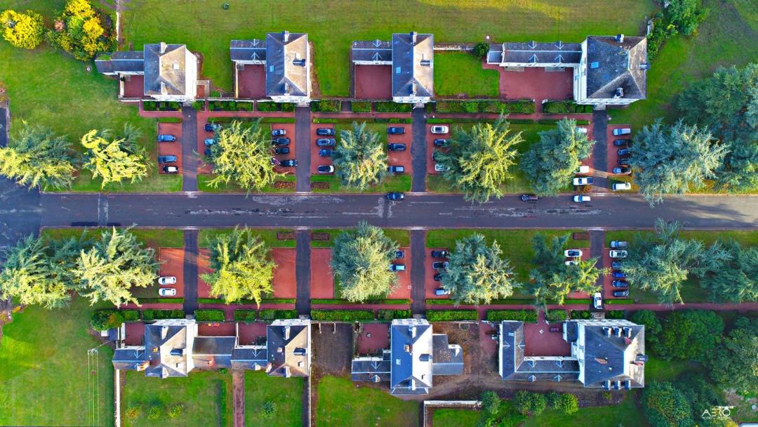 Photo of Buildings in Roiffe