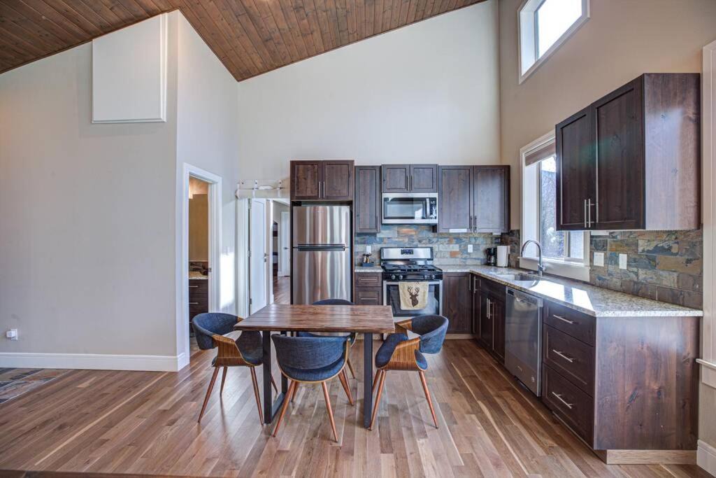 Photo of Others in Brightwood