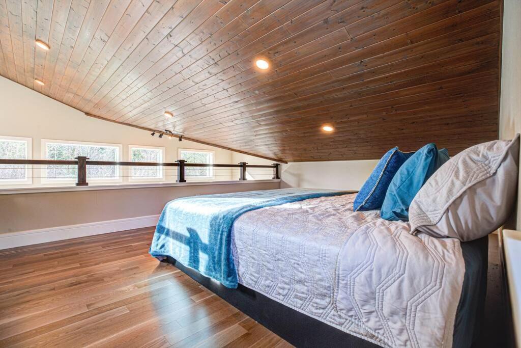 Photo of Others in Brightwood