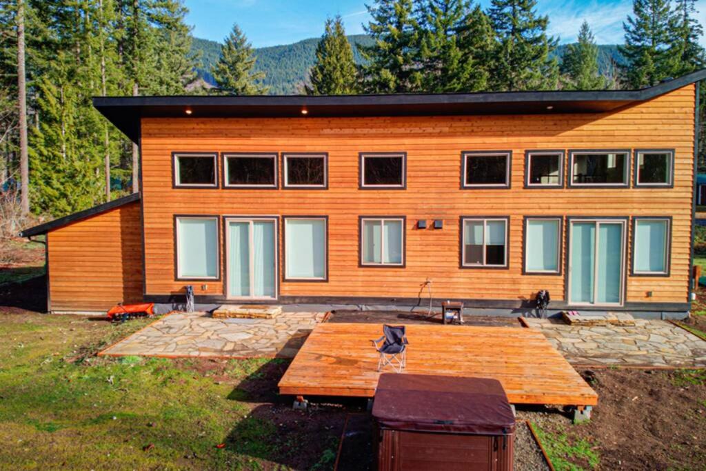 Photo of Others in Brightwood