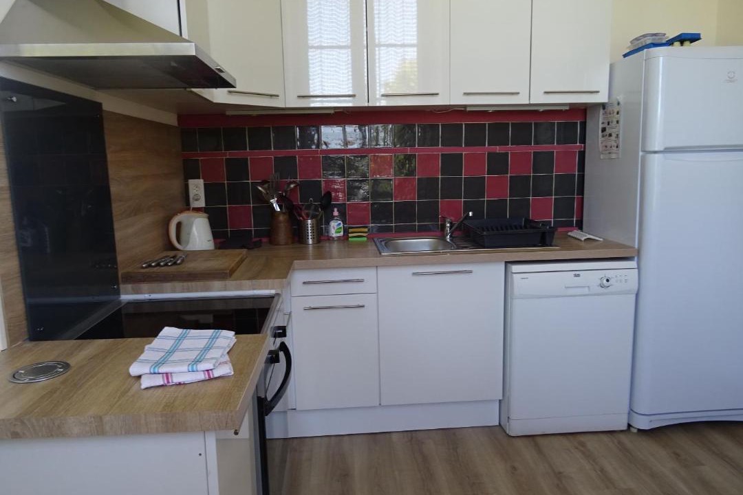 Photo of Kitchen in Saint-Sauveur-en-Puisaye