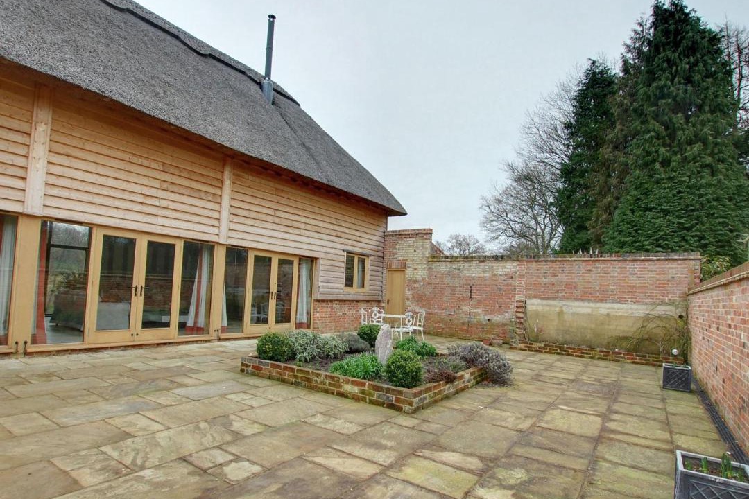 Photo of Buildings in Ewhurst Green