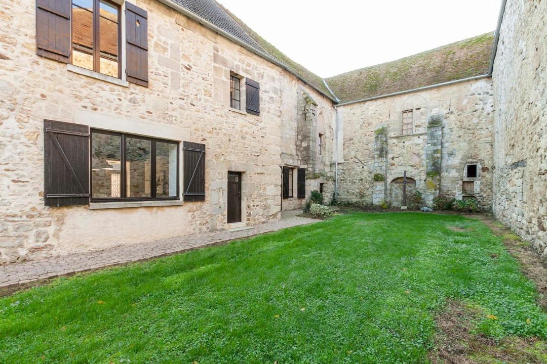 Photo of Others in Sergy