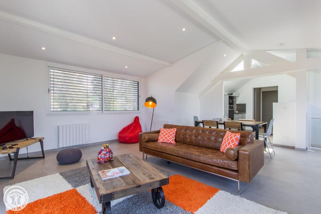 Photo of Livingroom in Cessenaz