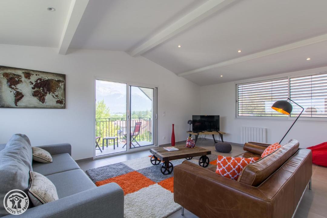 Photo of Livingroom in Cessenaz