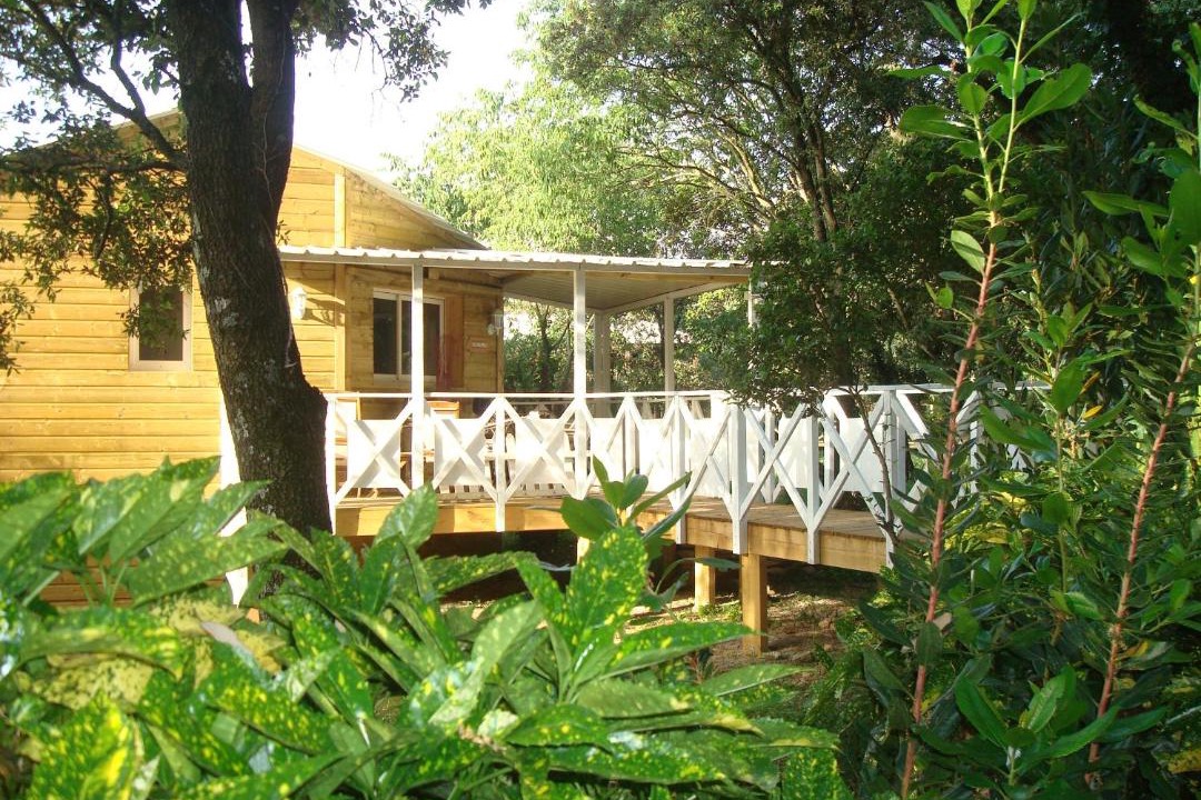 Photo of Others in Boisseron