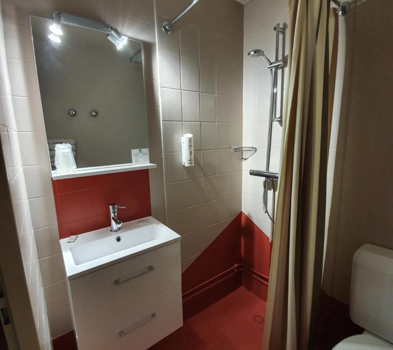 Photo of Bathroom in Cluny