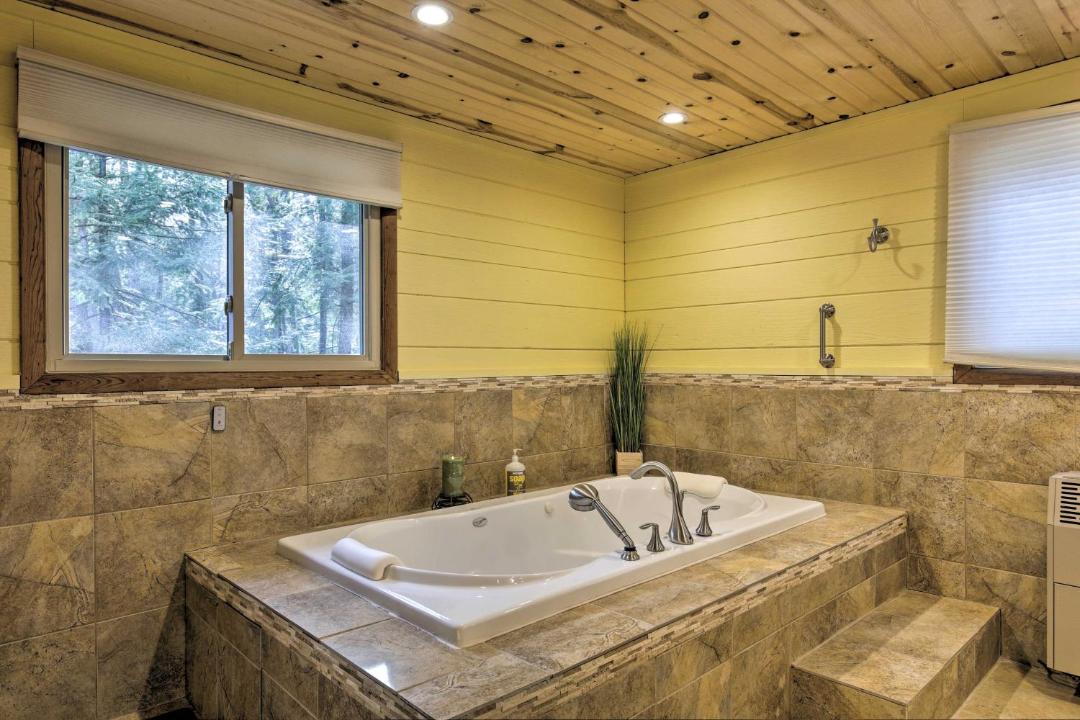 Photo of Bathroom in Mountain