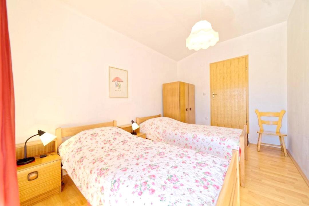 Photo of Bedroom in Banjol