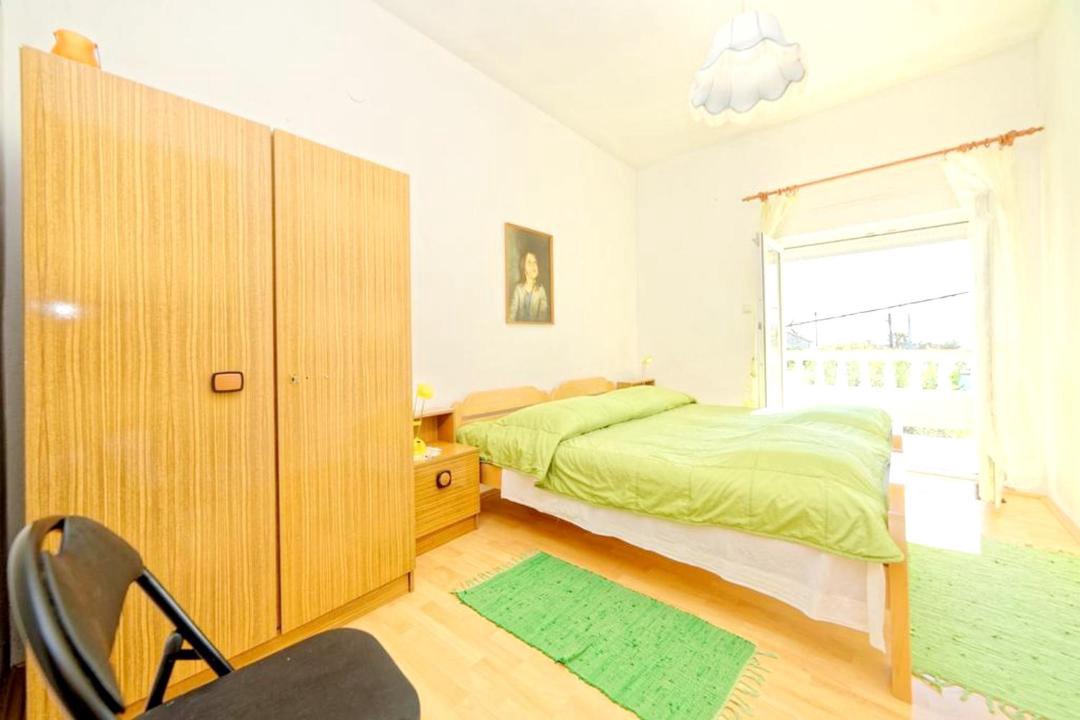 Photo of Bedroom in Banjol