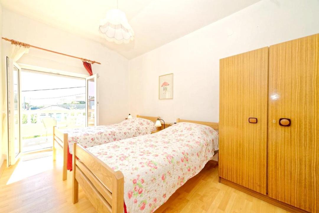 Photo of Bedroom in Banjol