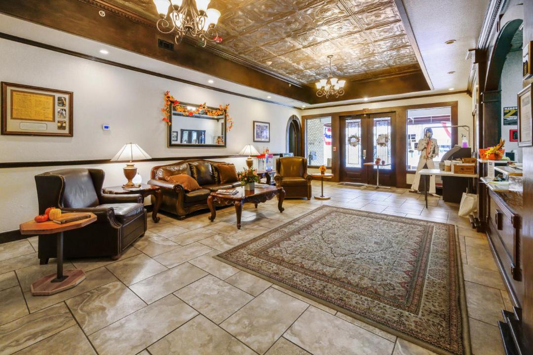 Photo of Livingroom in Gonzales