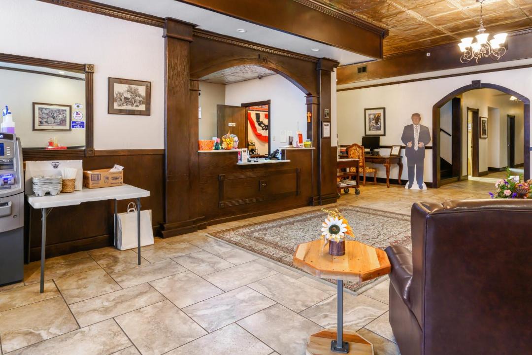 Photo of Livingroom in Gonzales