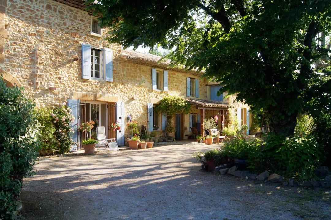 Photo of Others in Jonquieres