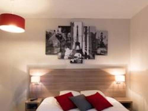 Photo of Others in Saint-Quentin-en-Yvelines