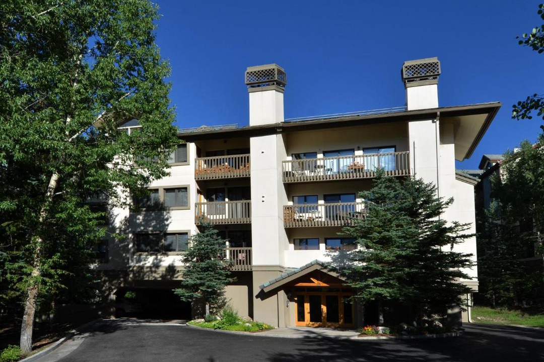 Photo of Buildings in Beaver Creek