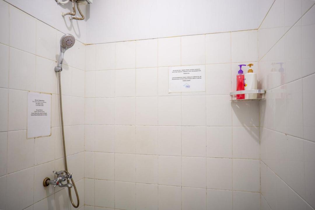Photo of Bathroom in Pasteur