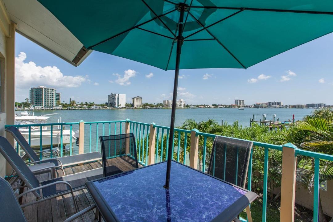 Photo of Patio Balcony in Bay Esplanade