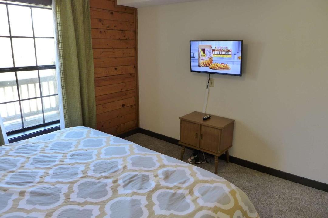 Photo of Bedroom in Table Rock